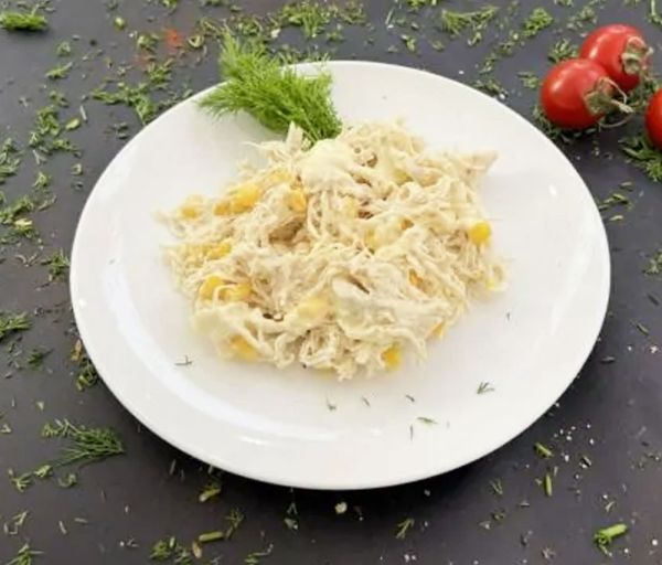 Հավով աղցան Թեյսթի Հաուս