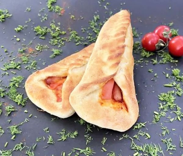 Փակ պիցցա (երկար) Թեյսթի Հաուս