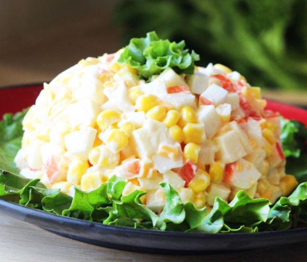 Ծովախեցգետնով աղցան Թեյսթի Հաուս