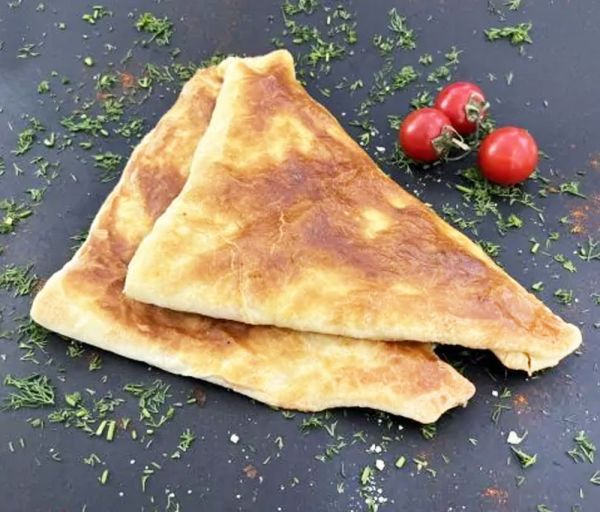 Խաչապուրի հավի մսով (մեծ) Թեյսթի Հաուս