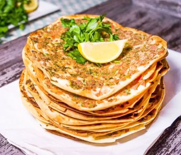 Լահմաջո Թեյսթի Հաուս