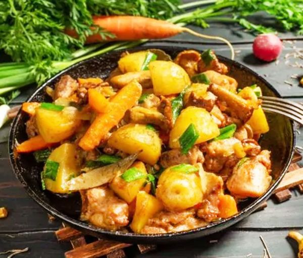 Սունկ և կարտոֆիլ Թեյսթի Հաուս