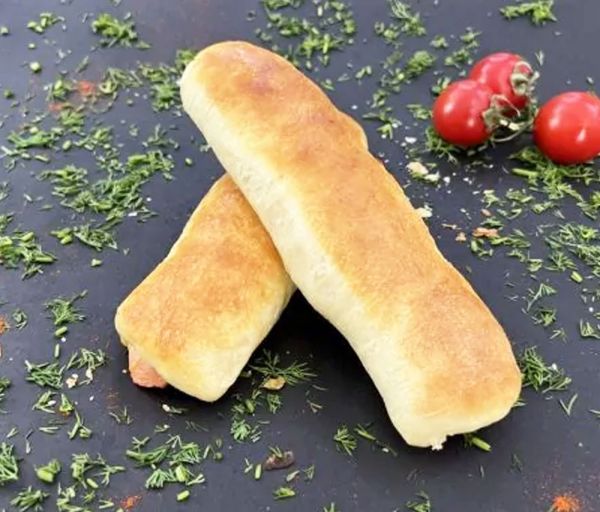 Կարկանդակ աղիքով նրբերշիկով և պանրով Թեյսթի Հաուս