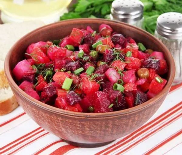 Վինեգրետ Թեյսթի Հաուս